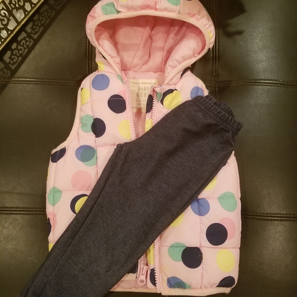 Super Cute Puffer Vest and Jeans